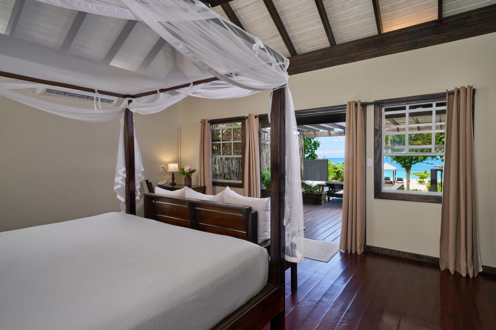 Premium Beachfront Sanctuary Pool Cottage