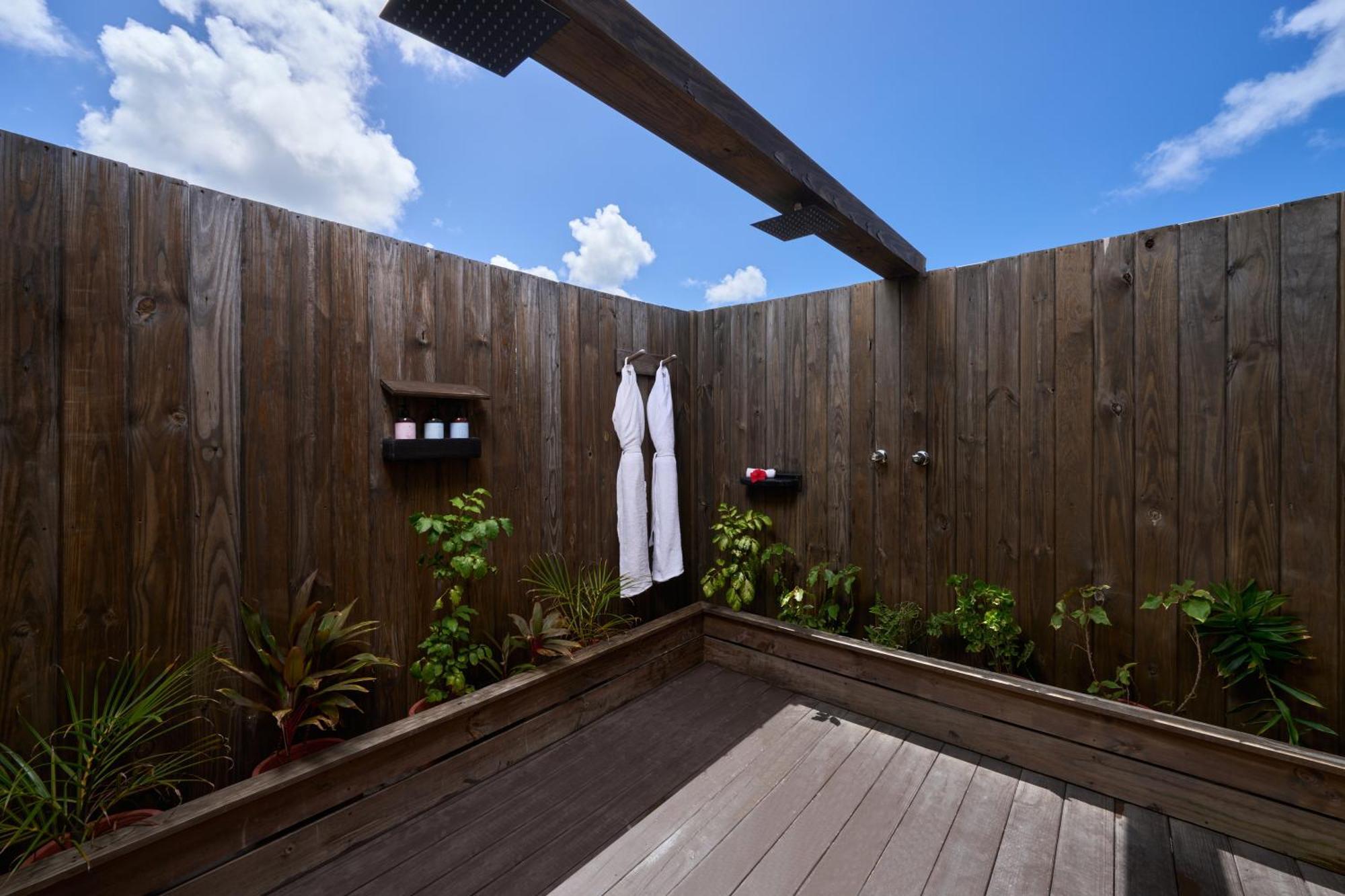 Premium Beachfront Sanctuary Pool Cottage